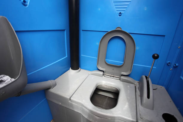 Portable Toilet Options We Offer in Bay Springs, MS